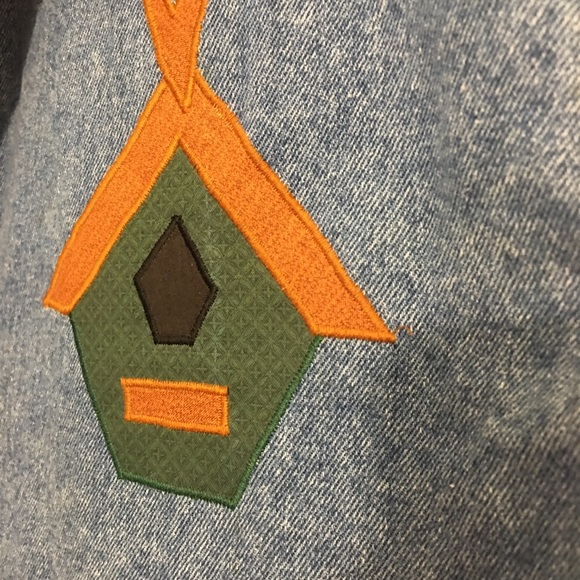 Vintage SunBelt Sportswear Denim Jacket with Birdhouse Appliqué: Size Medium - Picture 6 of 13